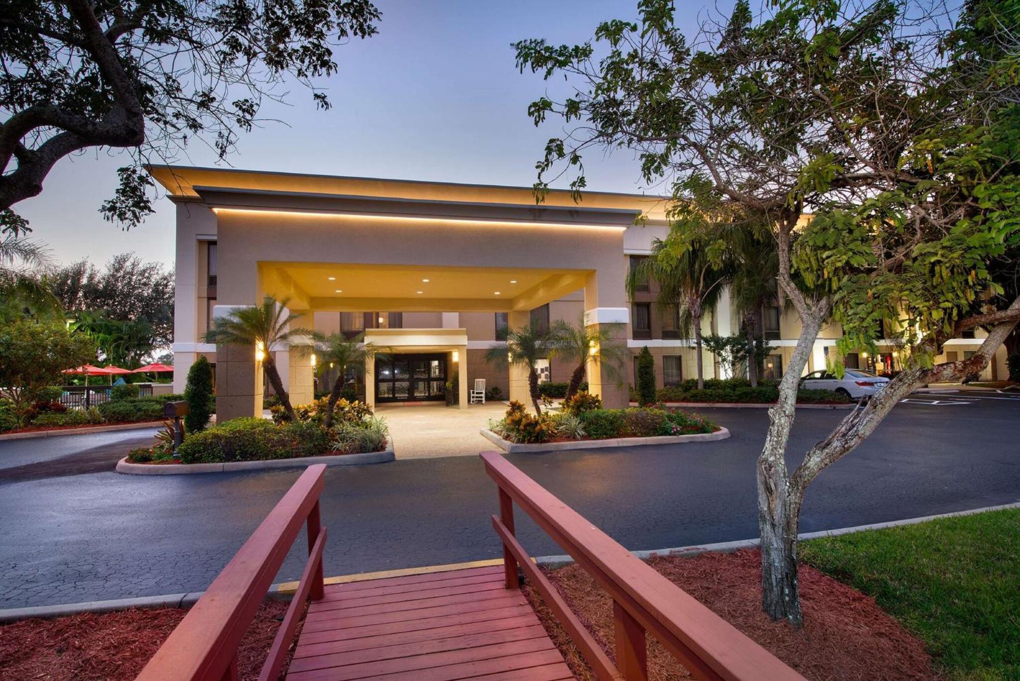 Hampton Inn Naples - I-75 Exterior photo