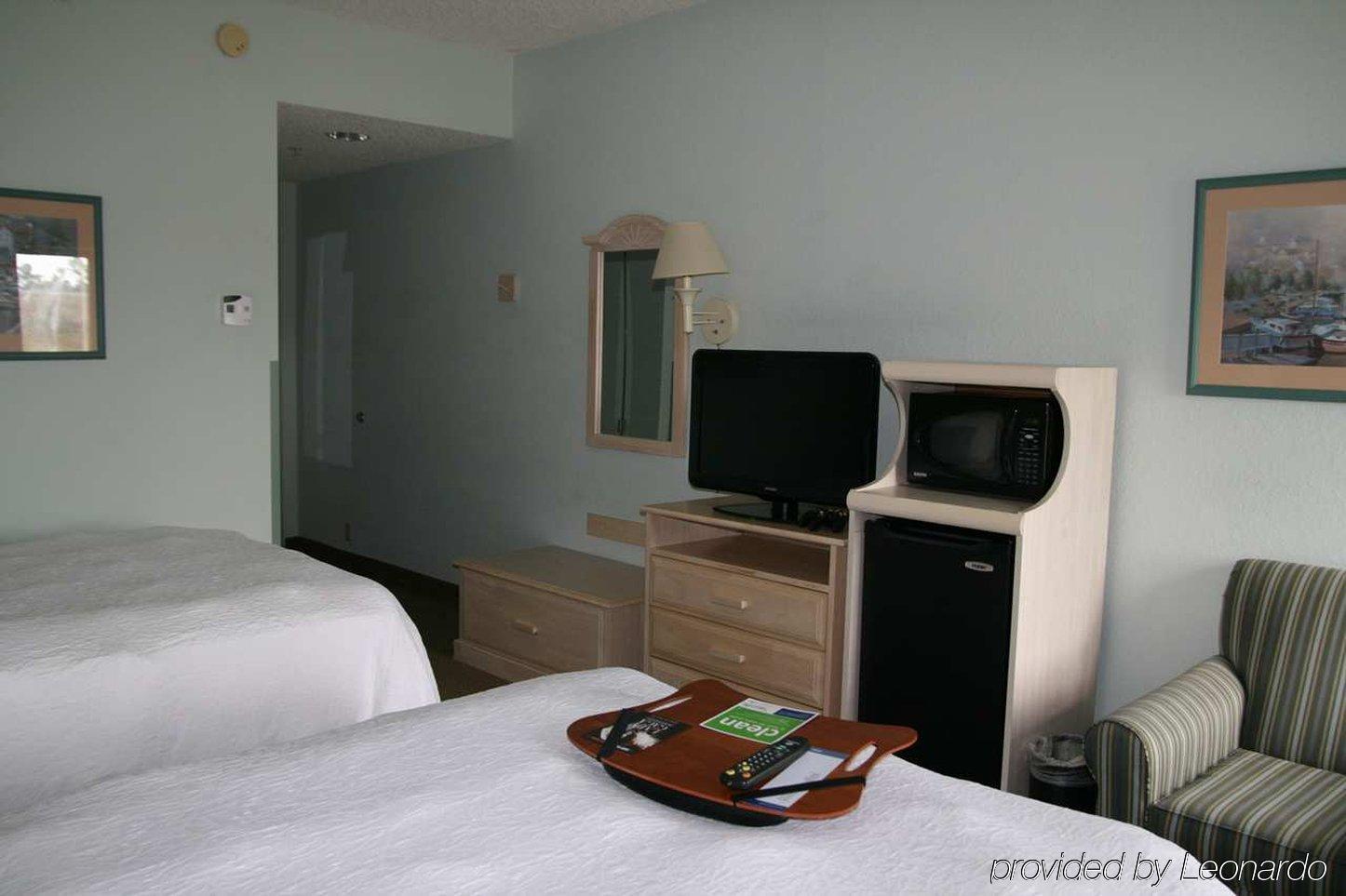 Hampton Inn Naples - I-75 Room photo